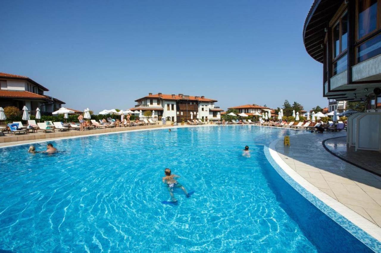 Eve Santa Marina Studios - Sea, Pools, Relax Sozopol Extérieur photo